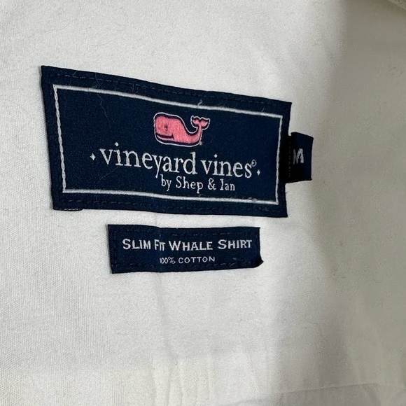Vineyard Vines. Men’s White Button Down Shirt. Medium - Picture 2 of 3